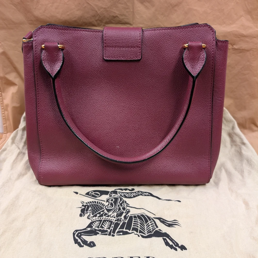 Elegant Burgundy Tote Bag - Picture 7 of 10